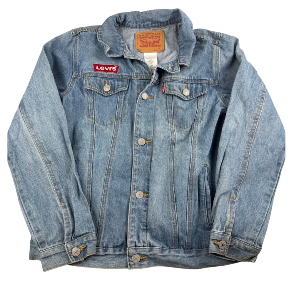 Levis Kids Light Wash Denim Trucker Jacket Chenille Logo Patch Blue Size L 12-13